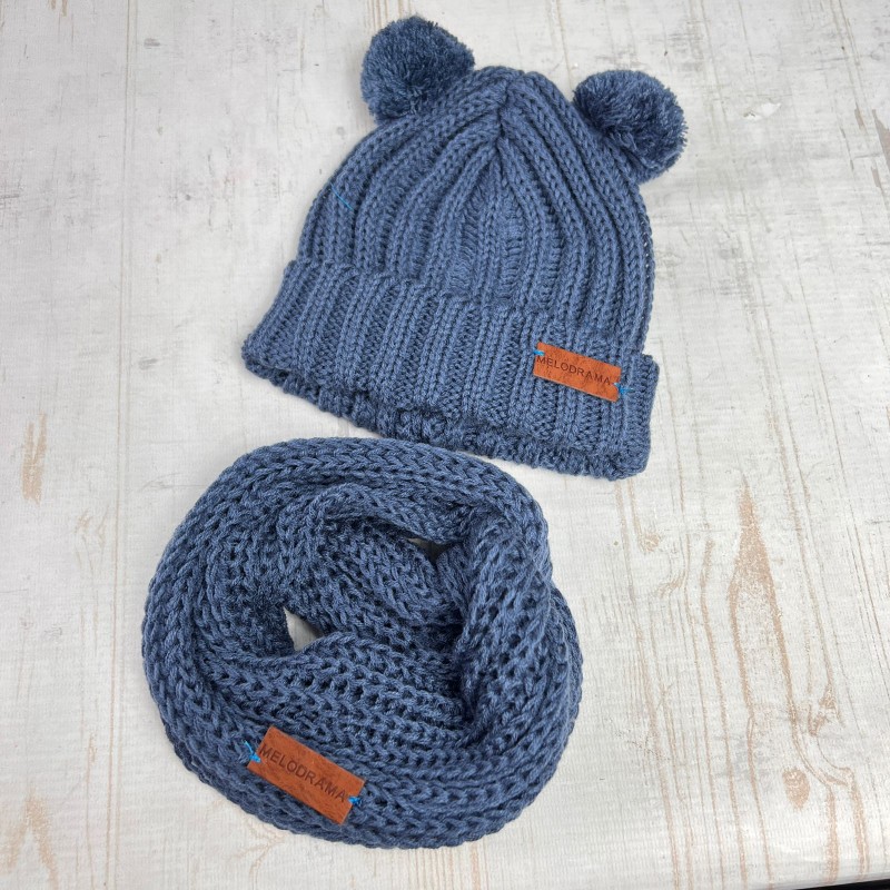 Gorro y cuello de bebé tejido CARILO